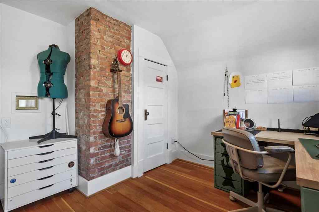 MLS® A2267194 - 1038 1 Avenue NW in Sunnyside Calgary, Residential