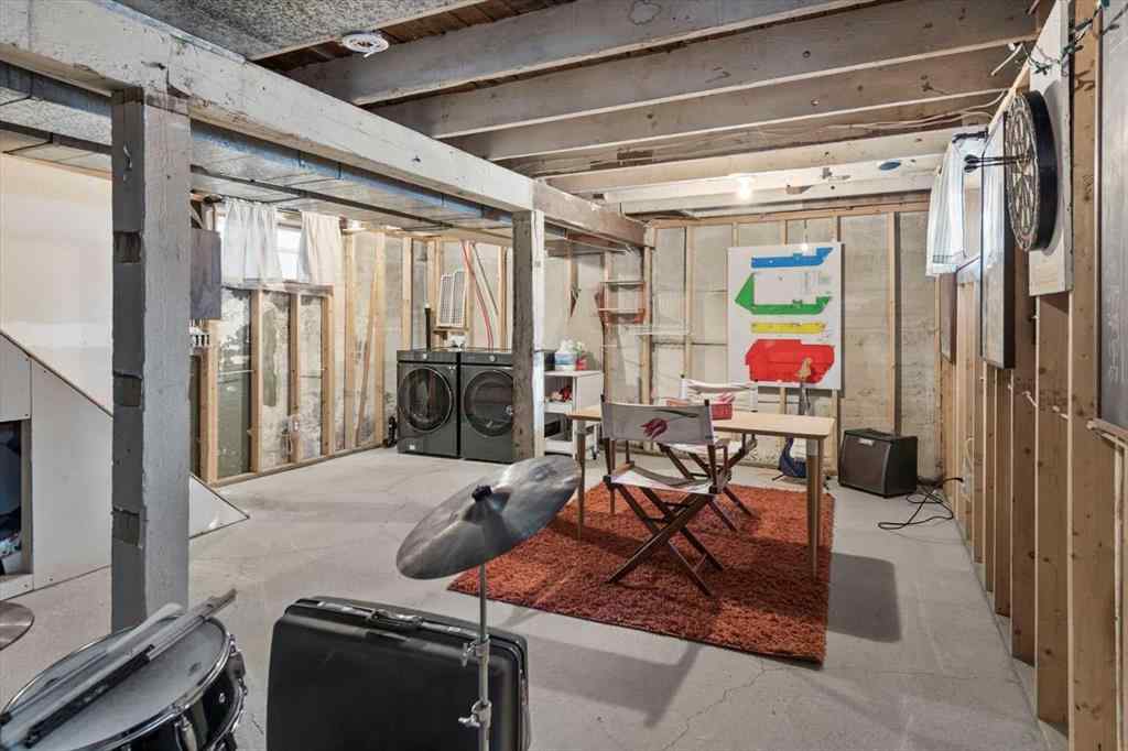 MLS® A2267194 - 1038 1 Avenue NW in Sunnyside Calgary, Residential