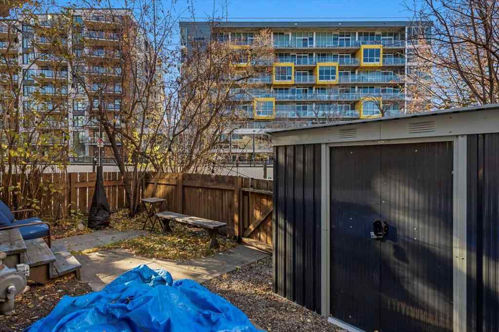 MLS® A2267194 - 1038 1 Avenue NW in Sunnyside Calgary, Residential
