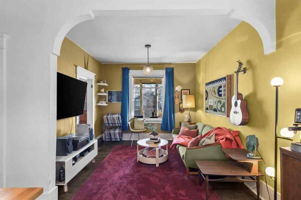 MLS® A2267194 - 1038 1 Avenue NW in Sunnyside Calgary, Residential