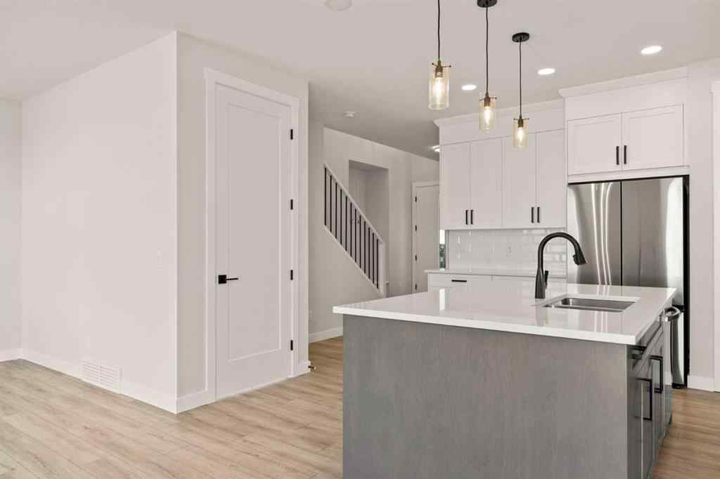 MLS® A2267199 - 494 Kinniburgh Loop  in Kinniburgh South Chestermere, Residential