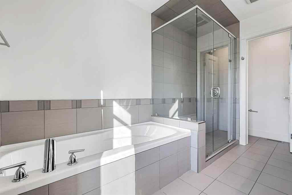 MLS® A2267200 - 2013 24a Street SW in Richmond Calgary, Residential