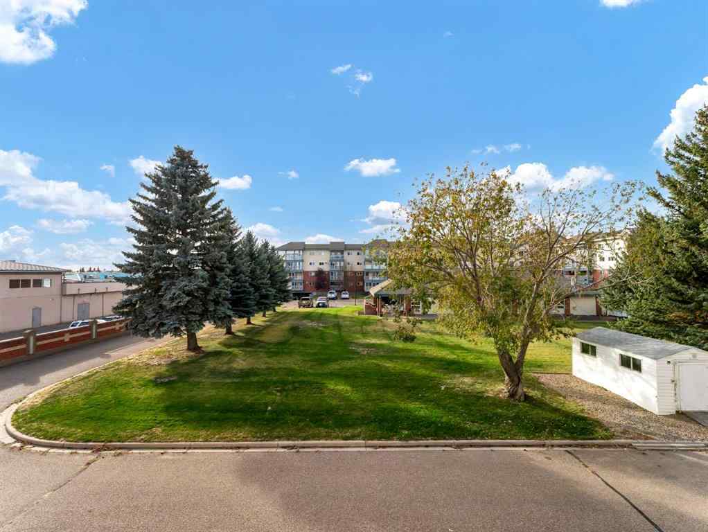 MLS® A2267205 - Unit #204 3090 15 Avenue SE in Crestwood-Norwood Medicine Hat, Residential