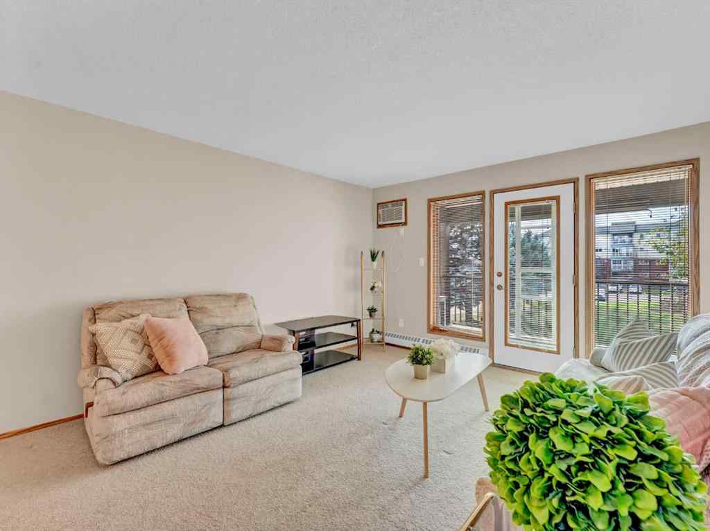 MLS® A2267205 - Unit #204 3090 15 Avenue SE in Crestwood-Norwood Medicine Hat, Residential