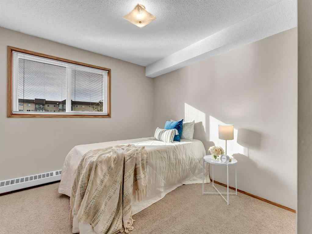 MLS® A2267205 - Unit #204 3090 15 Avenue SE in Crestwood-Norwood Medicine Hat, Residential