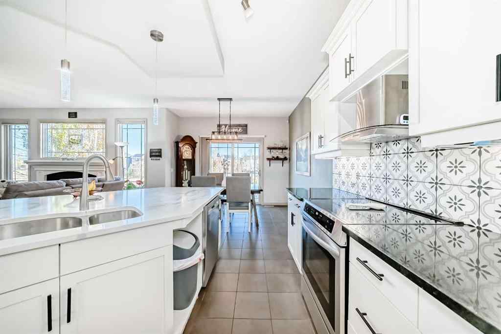 MLS® A2267206 - 1516 Montrose Terrace SE in Montrose High River, Residential