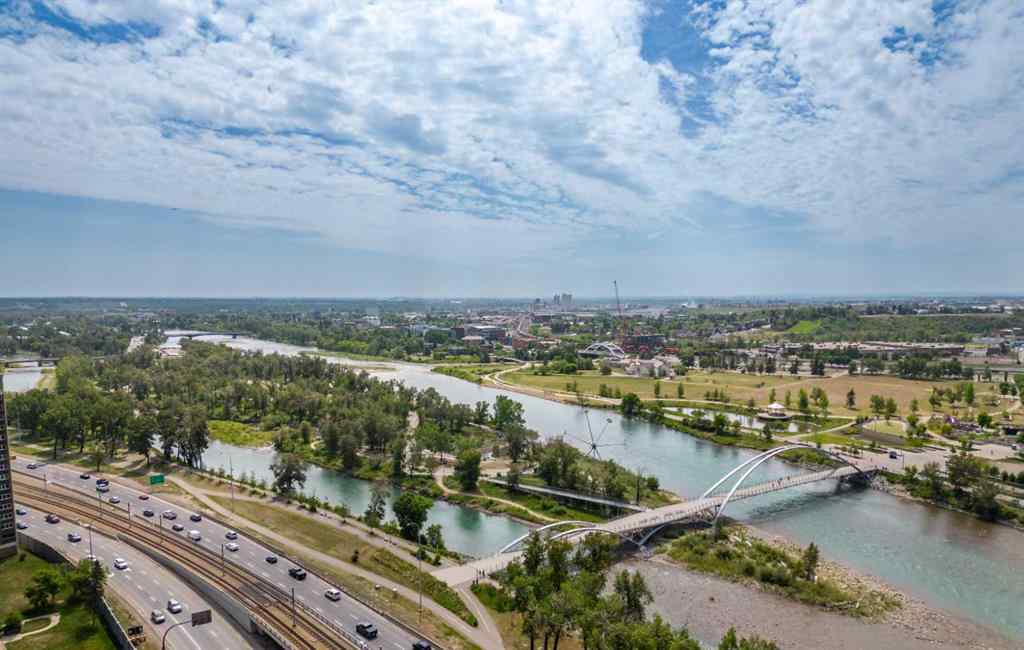 MLS® A2267208 - Unit #202 88 9 Street NE in Bridgeland/Riverside Calgary, Residential