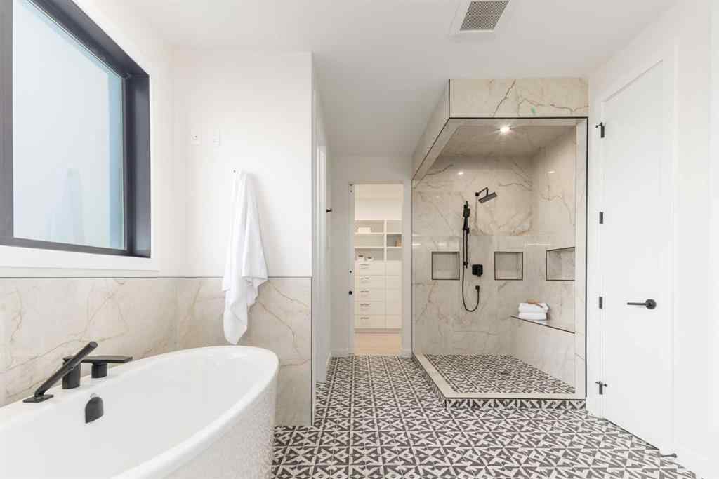 MLS® A2267209 - 75 Westland Park SW in West Springs Calgary, Residential