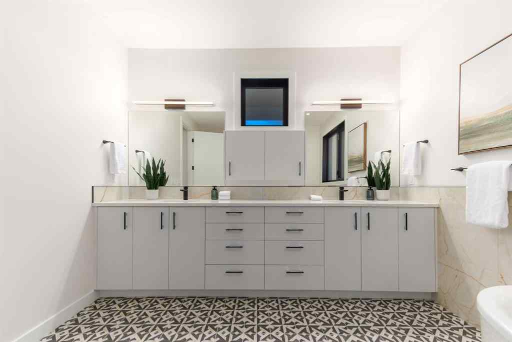 MLS® A2267209 - 75 Westland Park SW in West Springs Calgary, Residential