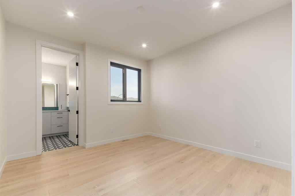 MLS® A2267209 - 75 Westland Park SW in West Springs Calgary, Residential