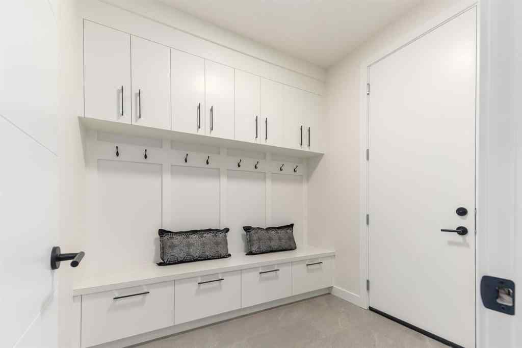 MLS® A2267209 - 75 Westland Park SW in West Springs Calgary, Residential