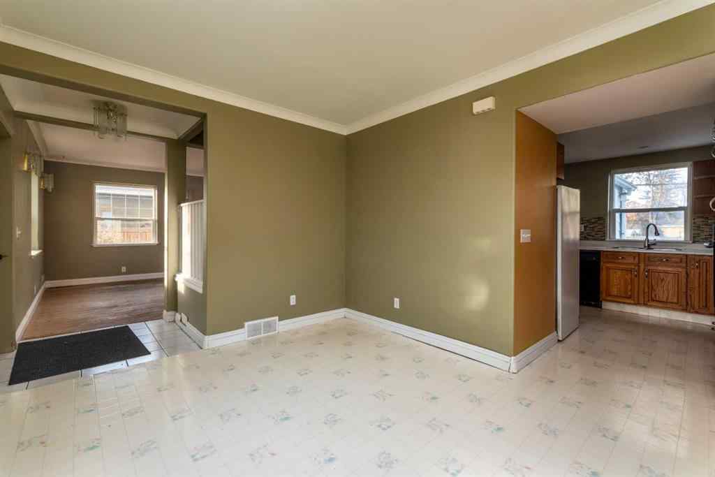 MLS® A2267210 - 5218 49 Street  in West Lloydminster Lloydminster, Residential
