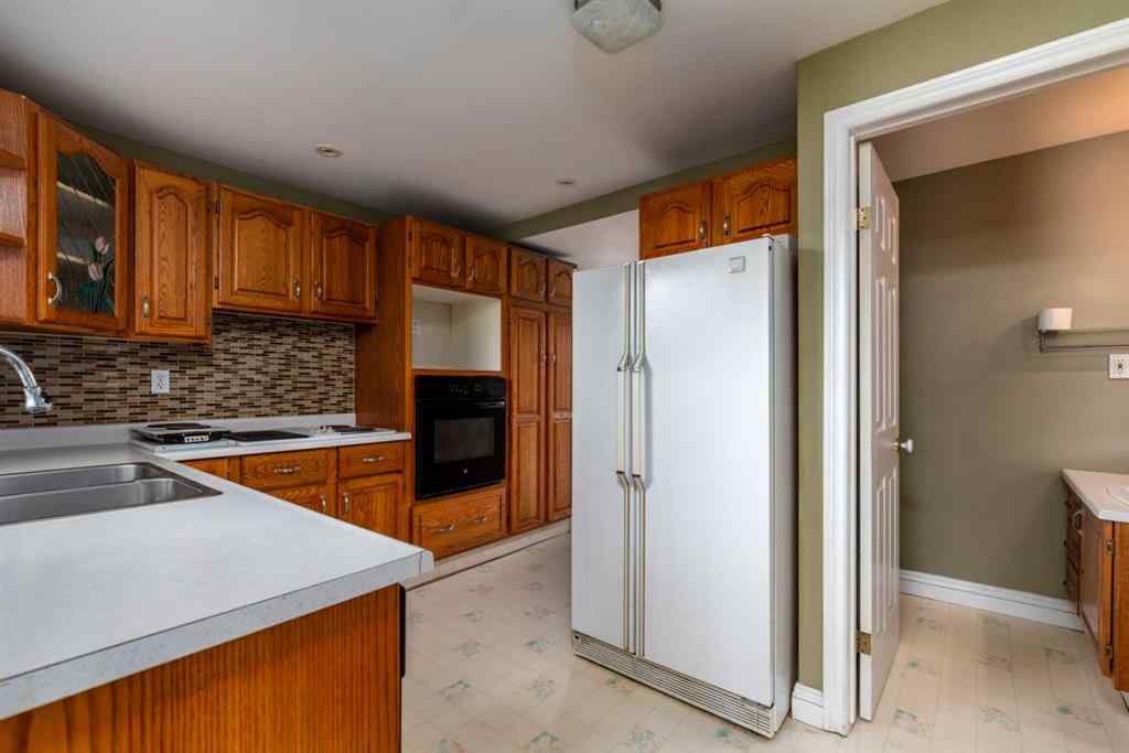 MLS® A2267210 - 5218 49 Street  in West Lloydminster Lloydminster, Residential