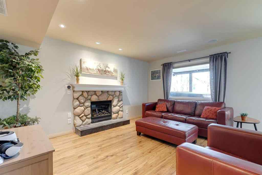 MLS® A2267211 - 244 Tuscany Ridge View NW in Tuscany Calgary, Residential