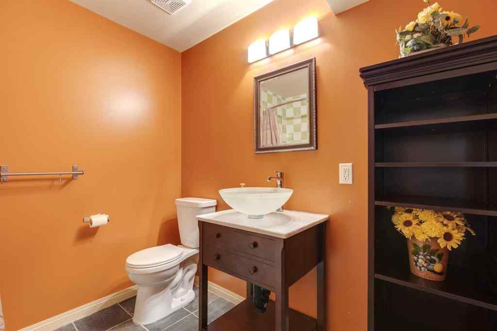 MLS® A2267211 - 244 Tuscany Ridge View NW in Tuscany Calgary, Residential