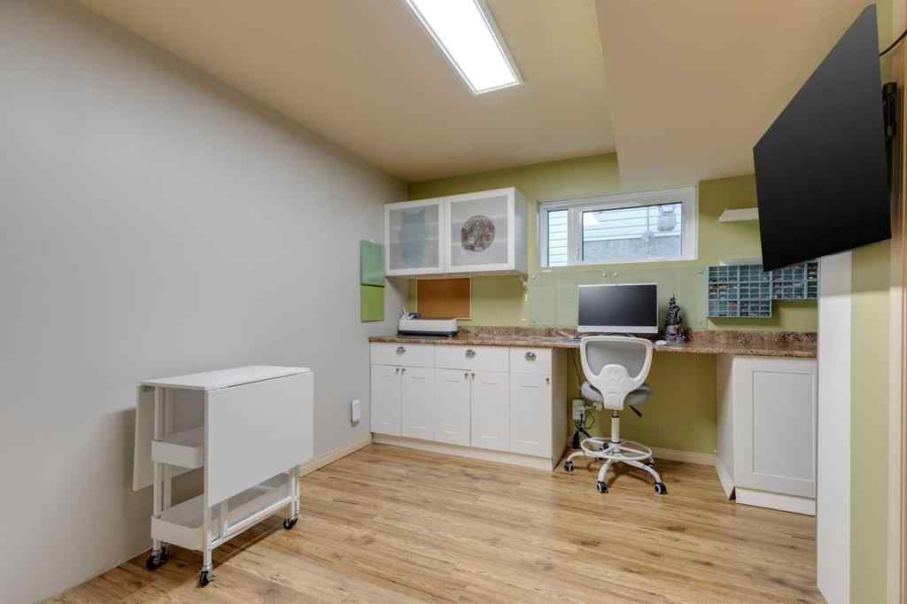 MLS® A2267211 - 244 Tuscany Ridge View NW in Tuscany Calgary, Residential