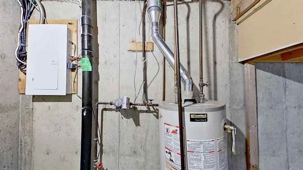 MLS® A2267213 - 4312 5A Avenue SE in Forest Heights Calgary, Residential