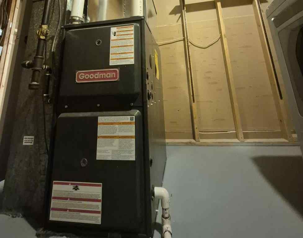 MLS® A2267213 - 4312 5A Avenue SE in Forest Heights Calgary, Residential