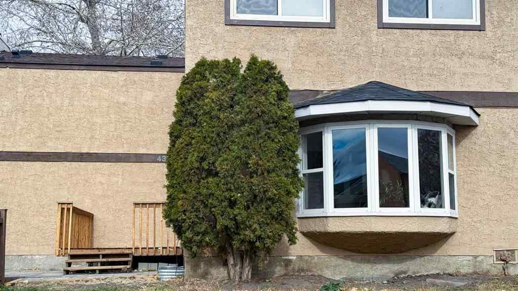 MLS® A2267213 - 4312 5A Avenue SE in Forest Heights Calgary, Residential