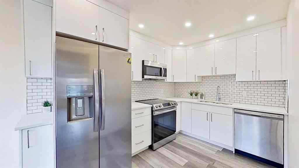 MLS® A2267213 - 4312 5A Avenue SE in Forest Heights Calgary, Residential