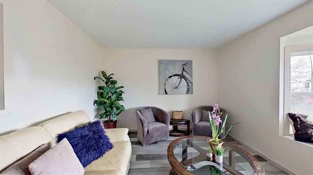 MLS® A2267213 - 4312 5A Avenue SE in Forest Heights Calgary, Residential