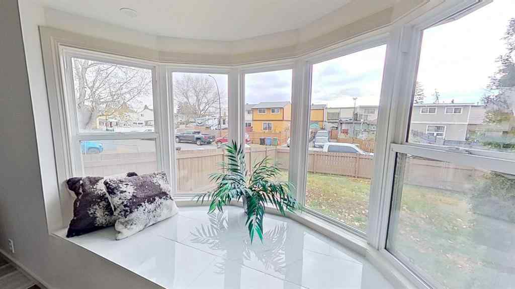 MLS® A2267213 - 4312 5A Avenue SE in Forest Heights Calgary, Residential