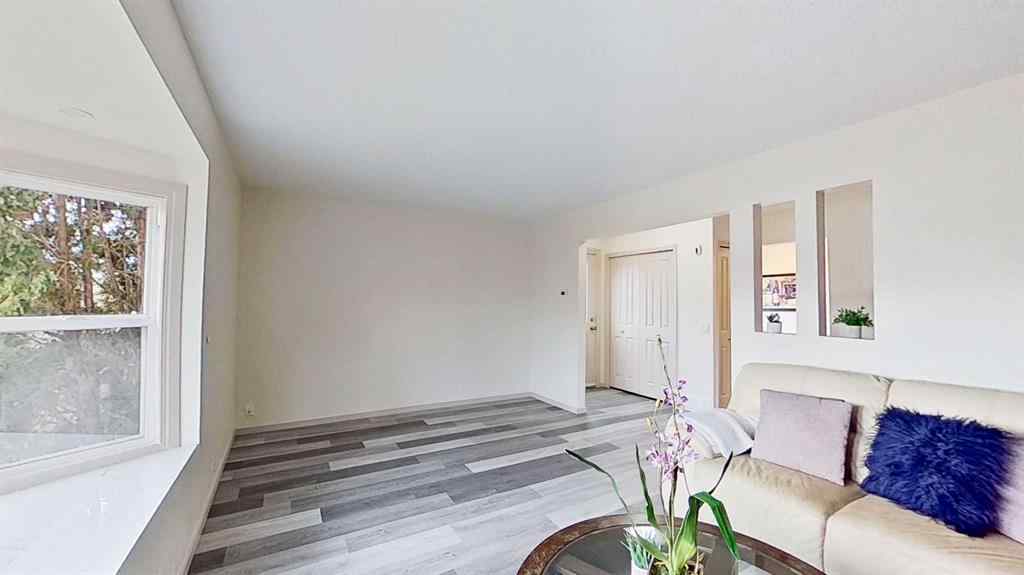 MLS® A2267213 - 4312 5A Avenue SE in Forest Heights Calgary, Residential