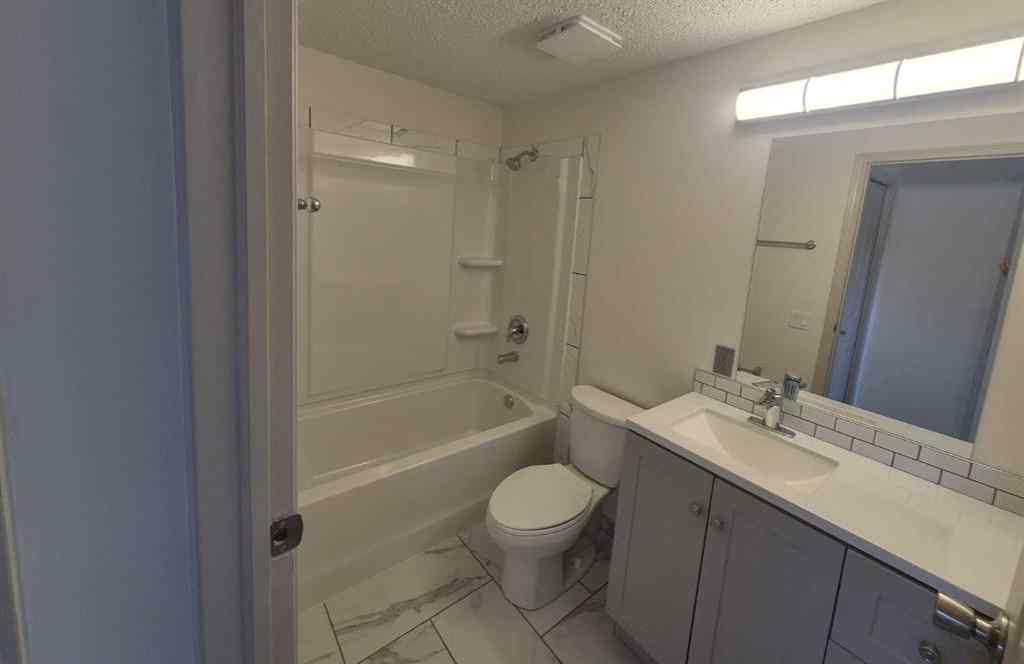 MLS® A2267213 - 4312 5A Avenue SE in Forest Heights Calgary, Residential