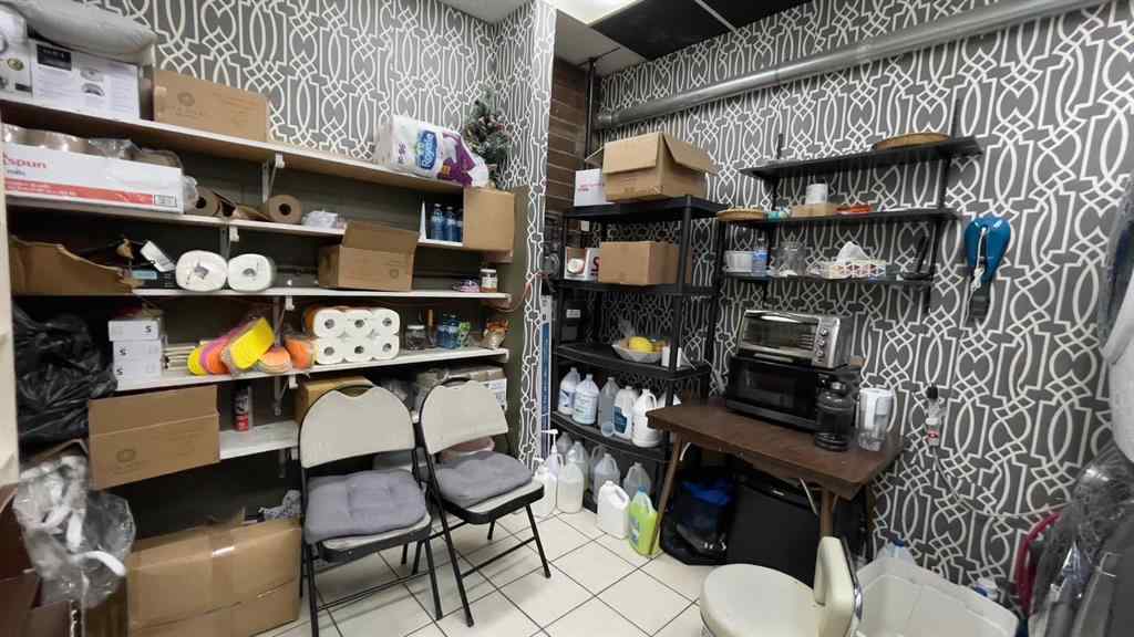 MLS® A2267215 -     in  Calgary, Commercial