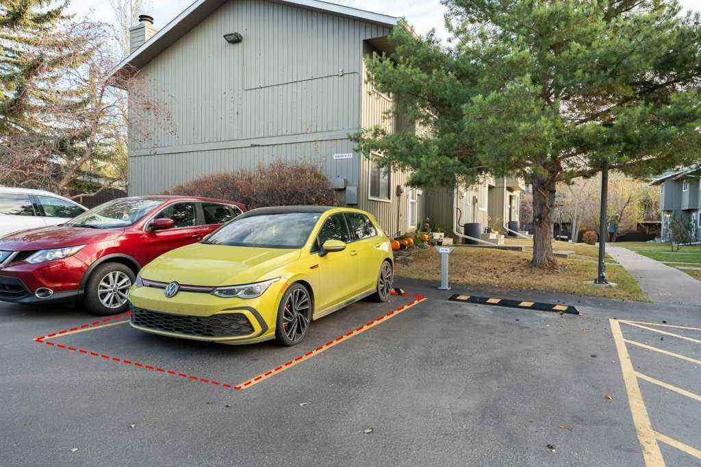 MLS® A2267216 - Unit #9 6503 Ranchview Drive NW in Ranchlands Calgary, Residential