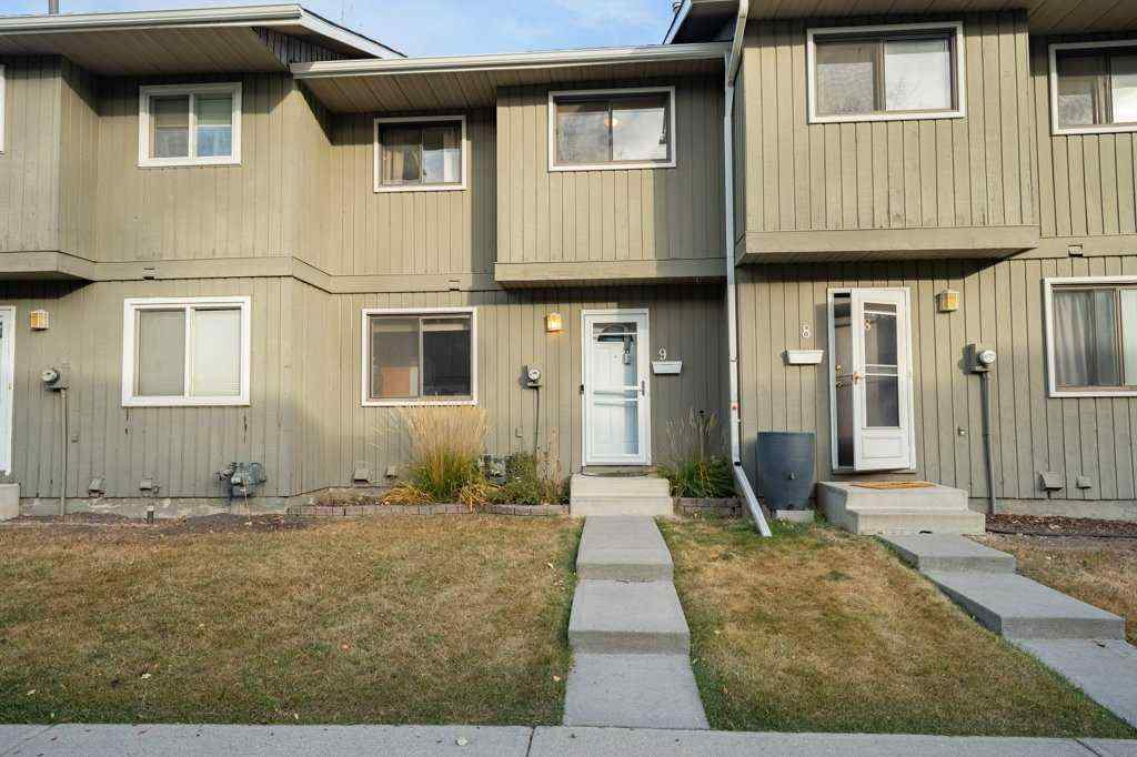 MLS® A2267216 - Unit #9 6503 Ranchview Drive NW in Ranchlands Calgary, Residential