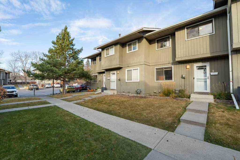 MLS® A2267216 - Unit #9 6503 Ranchview Drive NW in Ranchlands Calgary, Residential