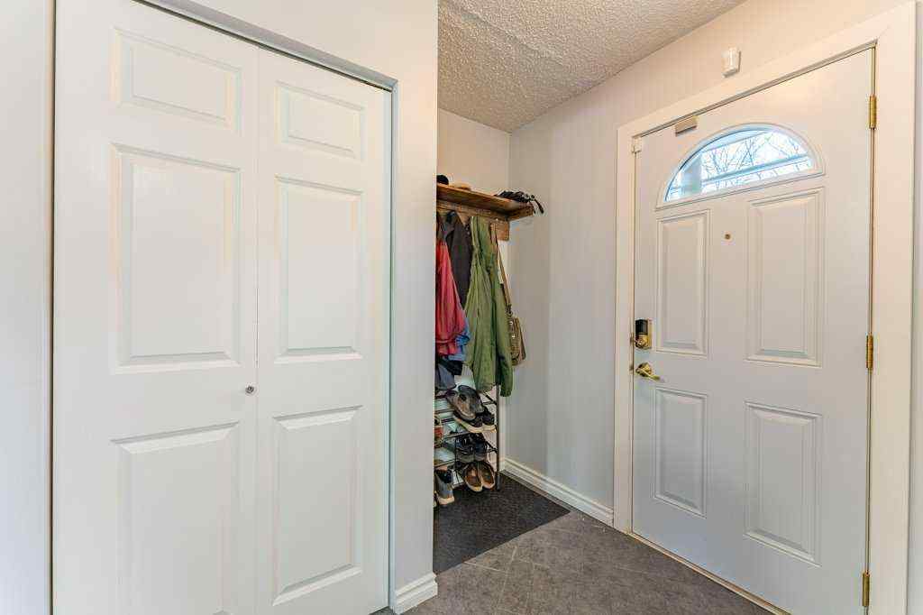 MLS® A2267216 - Unit #9 6503 Ranchview Drive NW in Ranchlands Calgary, Residential