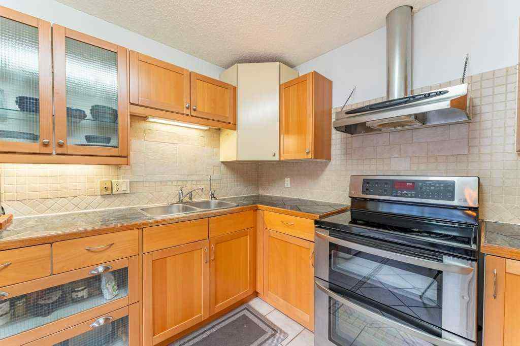 MLS® A2267216 - Unit #9 6503 Ranchview Drive NW in Ranchlands Calgary, Residential