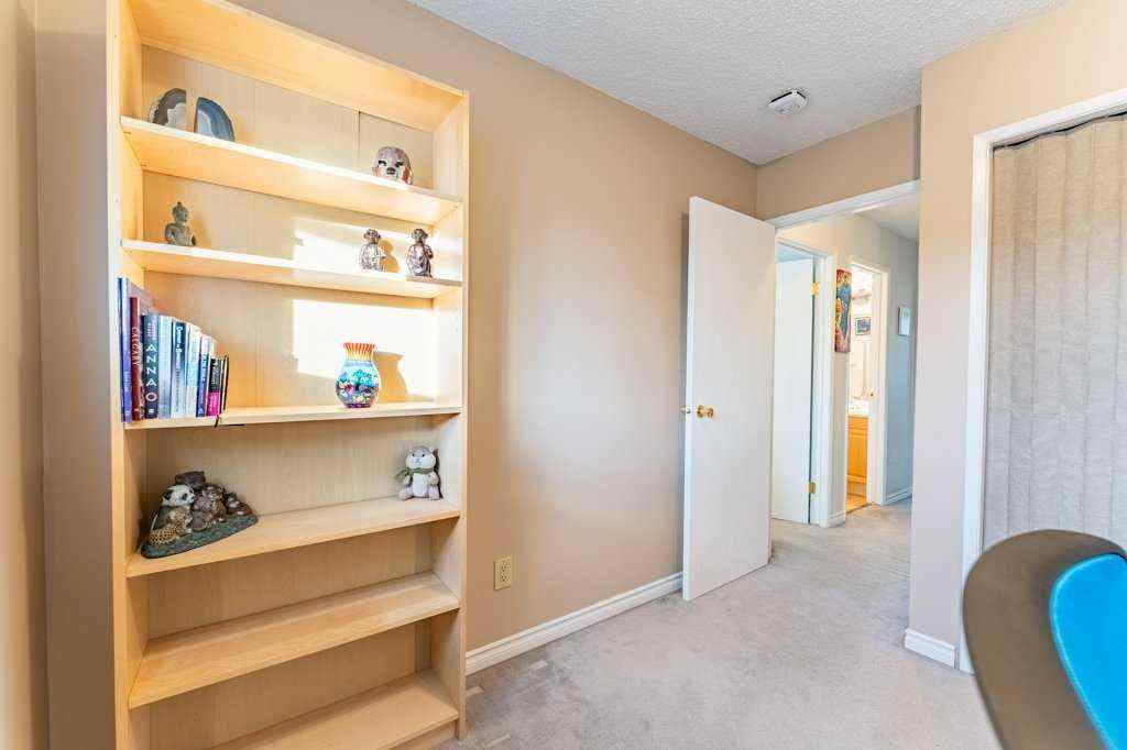 MLS® A2267216 - Unit #9 6503 Ranchview Drive NW in Ranchlands Calgary, Residential