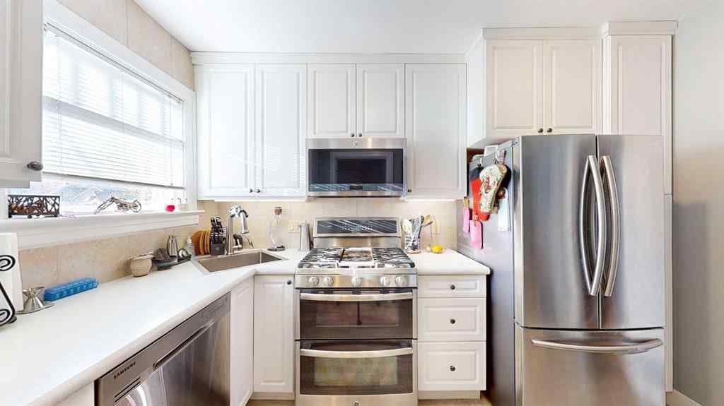 MLS® A2267217 - 845A 5 Street SE in River Flats Medicine Hat, Residential