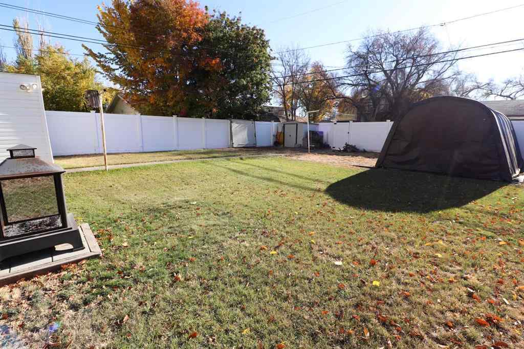 MLS® A2267217 - 845A 5 Street SE in River Flats Medicine Hat, Residential