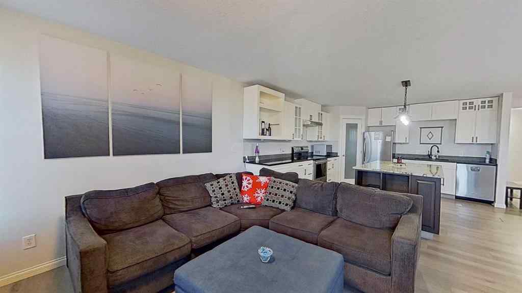 MLS® A2267221 - 728 Carriage Lane Drive  in NONE Carstairs, Residential