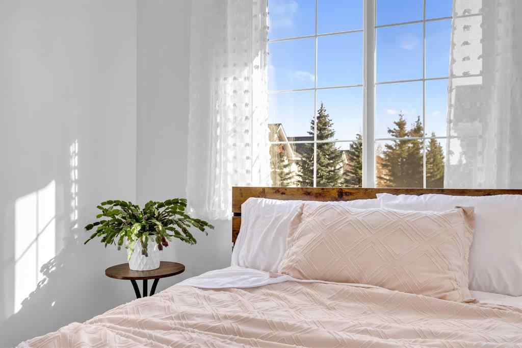 MLS® A2267222 - 128 Country Village Manor NE in Country Hills Village Calgary, Residential