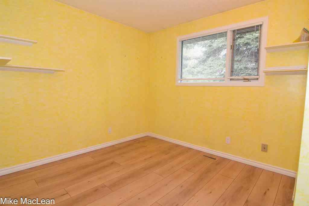 MLS® A2267224 - 723 Whitehill Way NE in Whitehorn Calgary, Residential