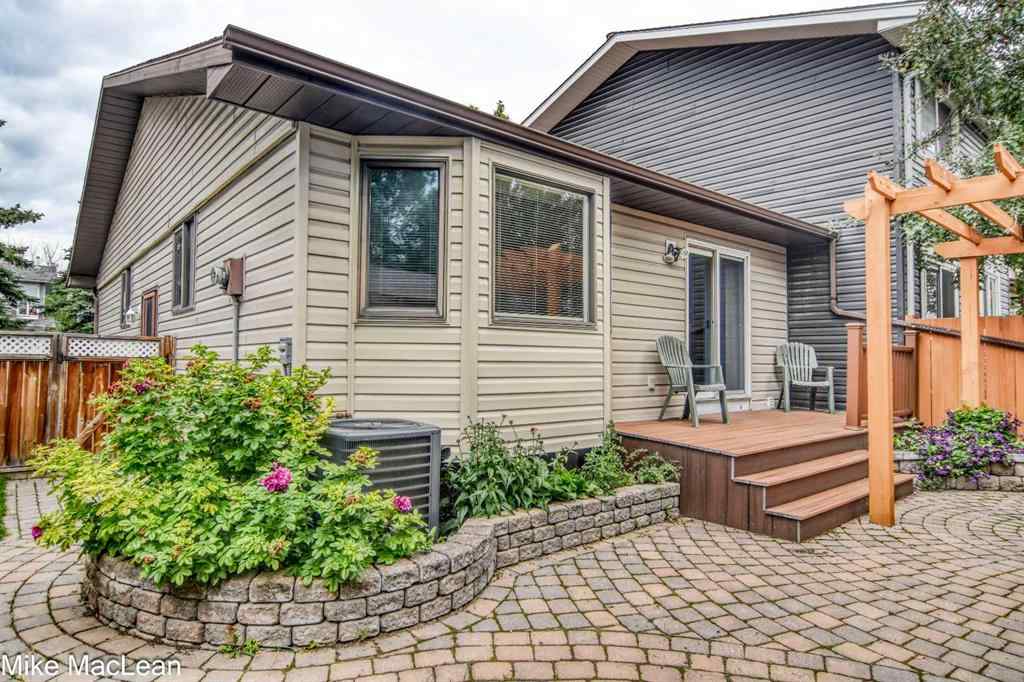 MLS® A2267224 - 723 Whitehill Way NE in Whitehorn Calgary, Residential