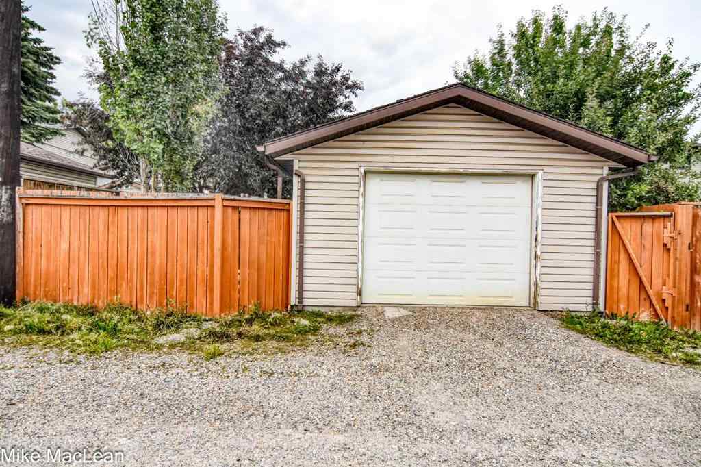 MLS® A2267224 - 723 Whitehill Way NE in Whitehorn Calgary, Residential