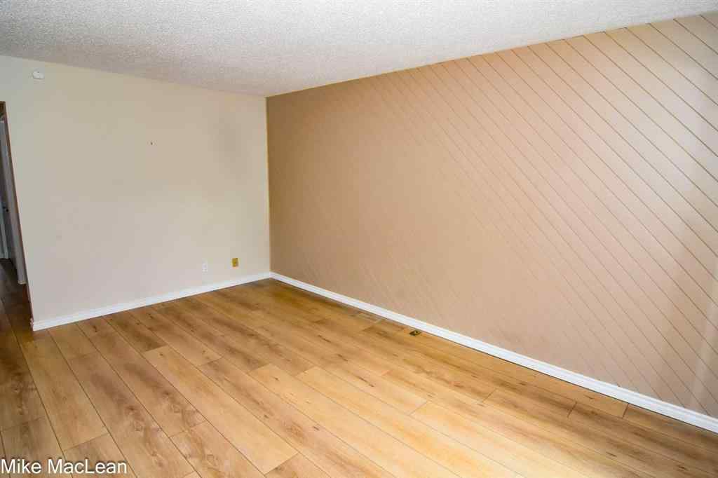 MLS® A2267224 - 723 Whitehill Way NE in Whitehorn Calgary, Residential