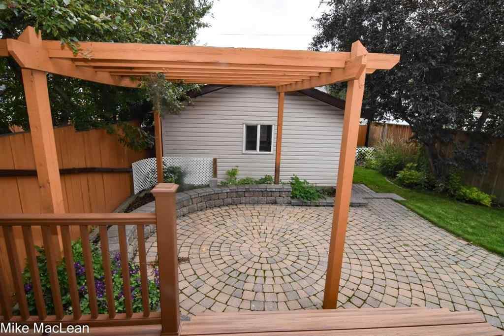 MLS® A2267224 - 723 Whitehill Way NE in Whitehorn Calgary, Residential