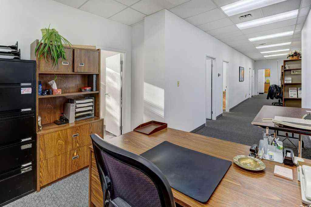 MLS® A2267229 - Unit #204 4603 Varsity Drive NW in Varsity Calgary, Commercial