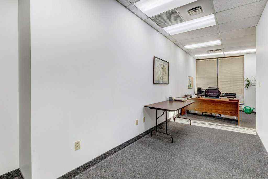 MLS® A2267229 - Unit #204 4603 Varsity Drive NW in Varsity Calgary, Commercial