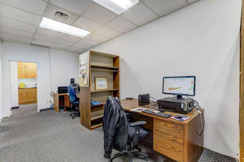 MLS® A2267229 - Unit #204 4603 Varsity Drive NW in Varsity Calgary, Commercial