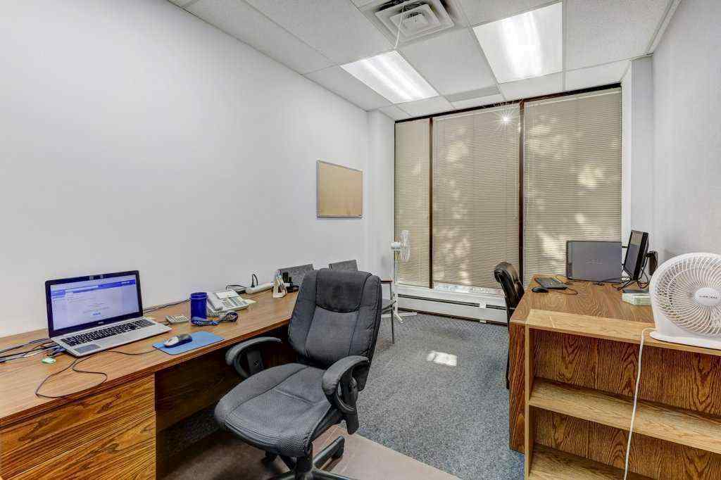 MLS® A2267229 - Unit #204 4603 Varsity Drive NW in Varsity Calgary, Commercial