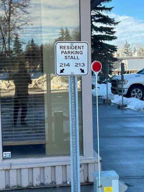 MLS® A2267229 - Unit #204 4603 Varsity Drive NW in Varsity Calgary, Commercial