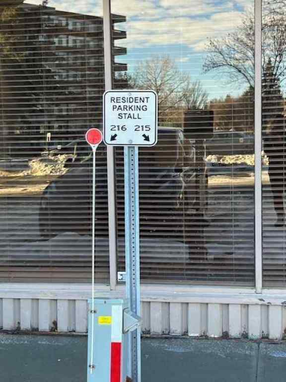 MLS® A2267229 - Unit #204 4603 Varsity Drive NW in Varsity Calgary, Commercial